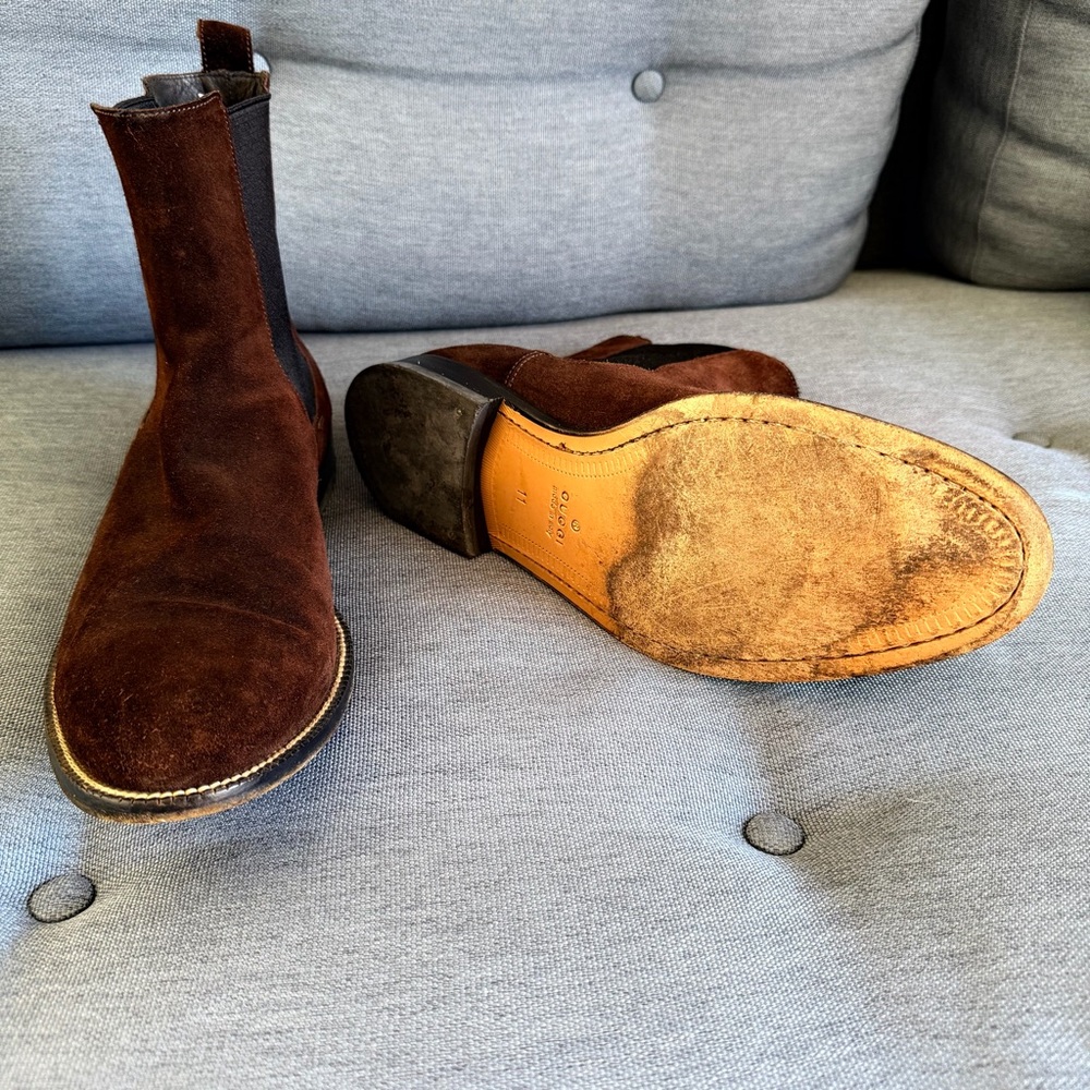 Gucci Leon Men's Brown Suede Chelsea Boots - Picture 6 of 9